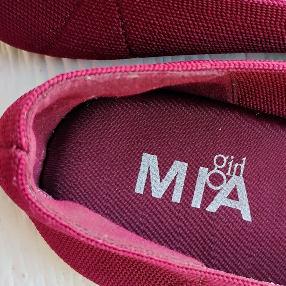 MIA Girl Slip On Flat Shoes Allie Women's Sz 7.5 Textile Burgundy Ballet - Picture 5 of 14